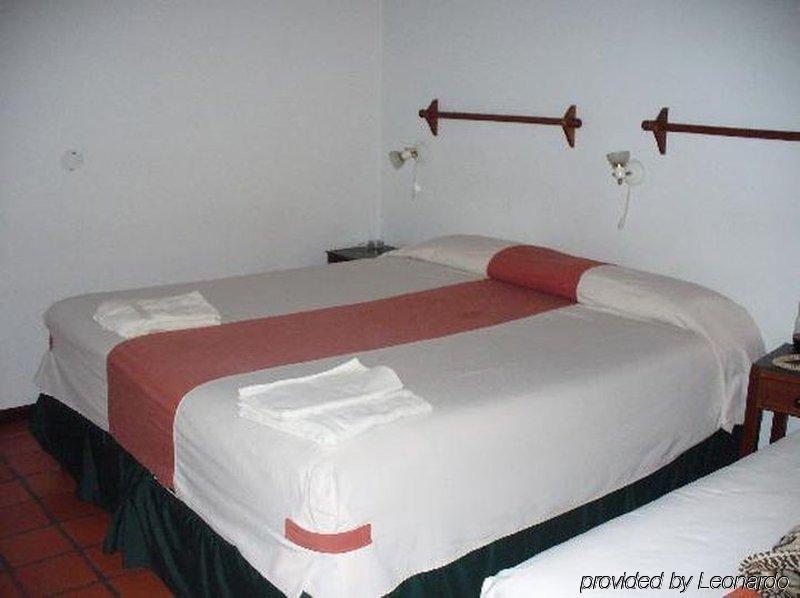 Donna Alda Hotel Salta Pokoj fotografie